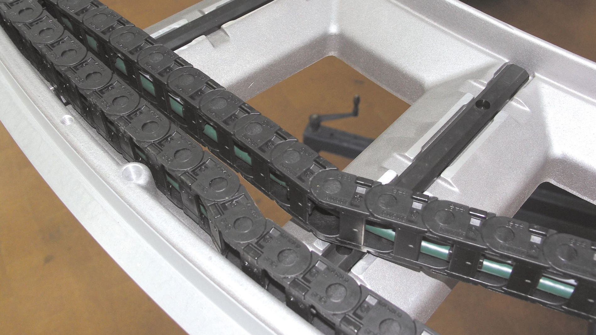 ECS_AP_FA2807_Extruder_Kuendig_IA_2.jpeg