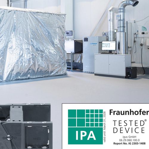 Köln, 19. April 2023 – Wann immer höchste Hygienestandards gefragt sind, punktet igus mit schmierfreien und abriebfesten Kunststoff-Komponenten für die Bewegung. Insbesondere die Batterieproduktion für die Mobilität von morgen erfordert spezielle Umgebungsbedingungen, die durch die Kombination von Trocken- und Reinraum erzielt werden. Für genau diese Anforderungen hat das Fraunhofer IPA ein neuartiges Zertifikat entwickelt. Die Energiekette E6.29 von igus ist die allererste Leitungsführung überhaupt, die unter Trockenreinraum-Bedingungen getestet und nun mit ISO Klasse 4 zertifiziert wurde.